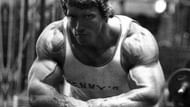 Legendary bodybuilder Arnold Schwarzenegger's arm workout. (Image via Pinterest)